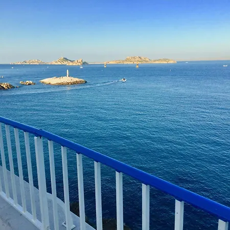 Vue Le Panoramique Vieux-port De Apartment Marseille
